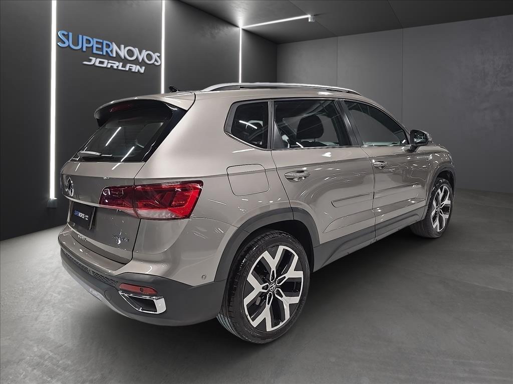 TAOS 1.4 250 TSI TOTAL FLEX HIGHLINE AUTOMÁTICO2