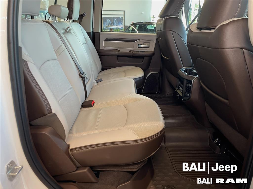 2500 6.7 I6 TURBO DIESEL LARAMIE CD 4X4 AUTOMÁTICO14