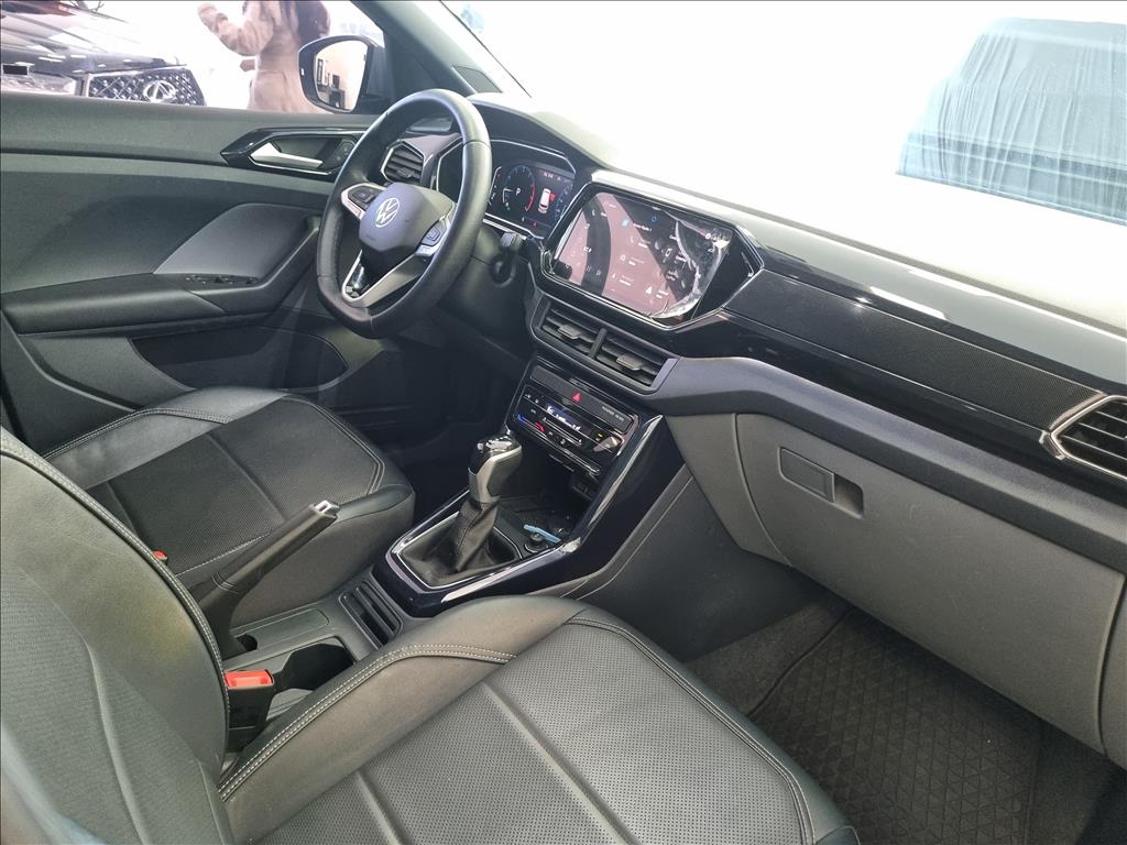 T-CROSS 1.0 200 TSI TOTAL FLEX COMFORTLINE AUTOMÁTICO