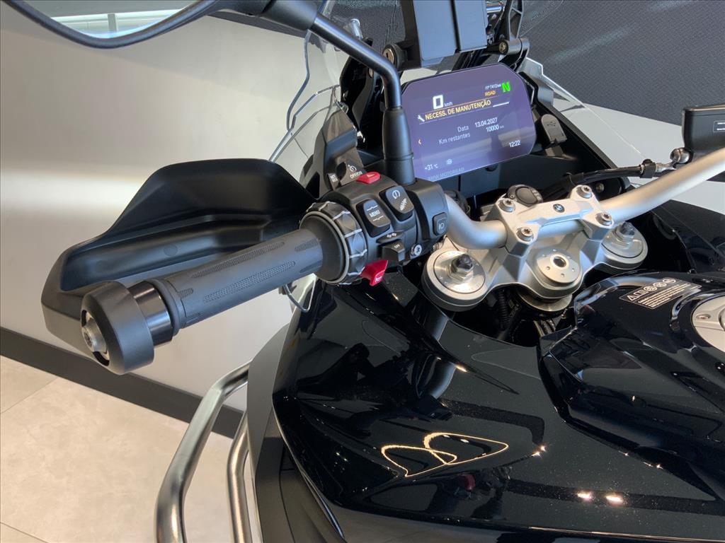 BMW Motorrad-F-900 GS ADVENTURE