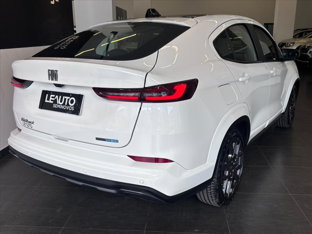 FASTBACK 1.0 TURBO 200 HYBRID IMPETUS CVT1