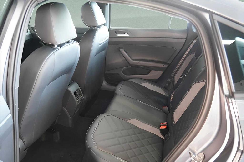 VIRTUS 1.4 250 TSI EXCLUSIVE AUTOMÁTICO10