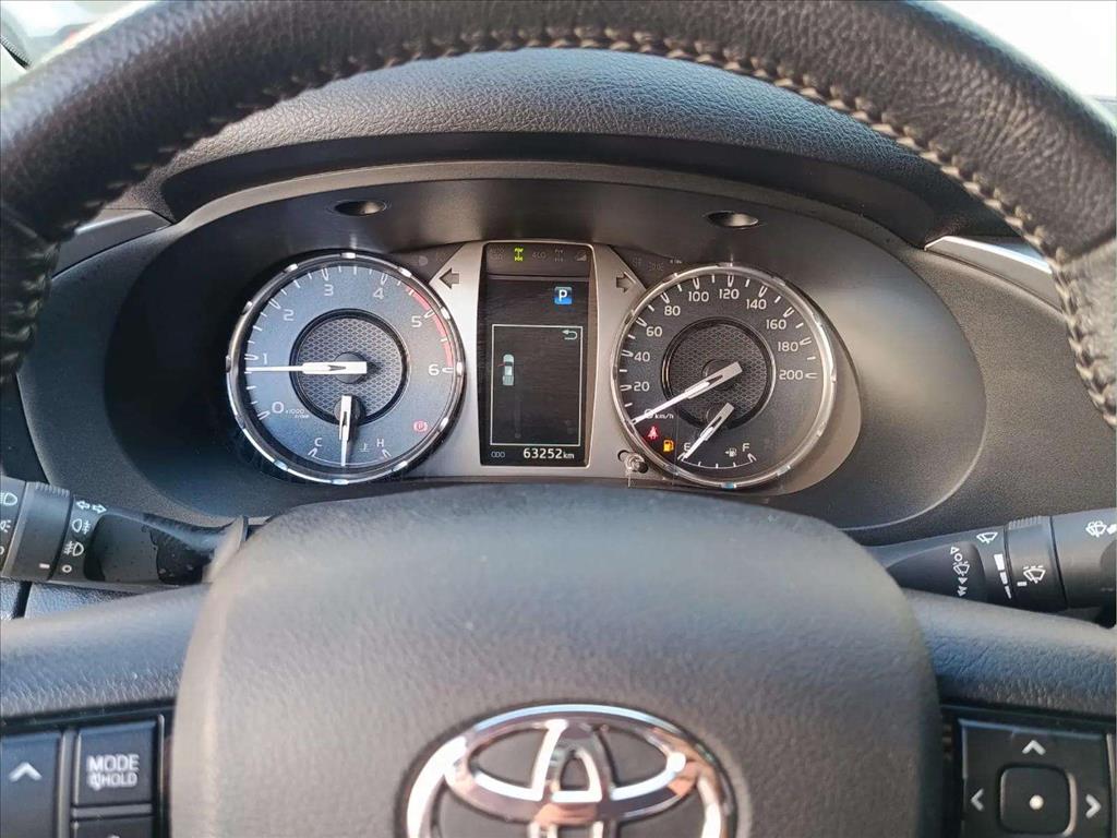 HILUX 2.8 D-4D TURBO DIESEL CD SRX 4X4 AUTOMÁTICO8