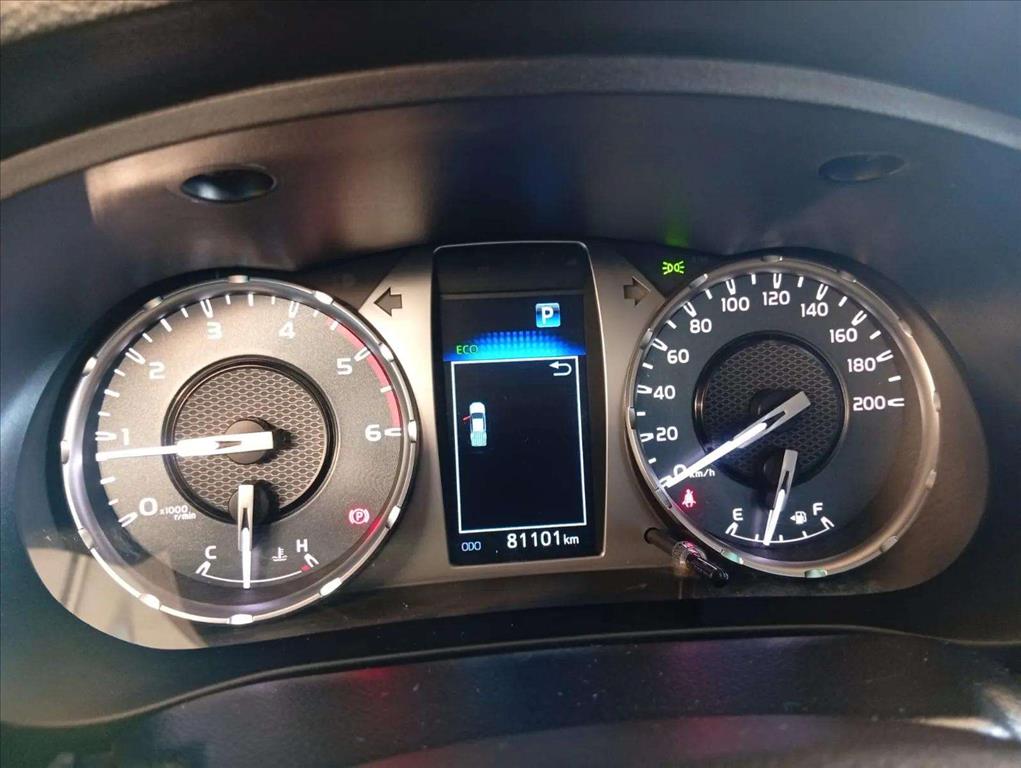 HILUX 2.8 D-4D TURBO DIESEL CD SR 4X4 AUTOMÁTICO5