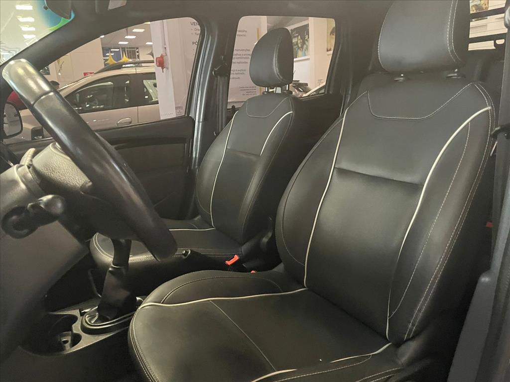 DUSTER OROCH 1.6 16V SCE FLEX DYNAMIQUE MANUAL9