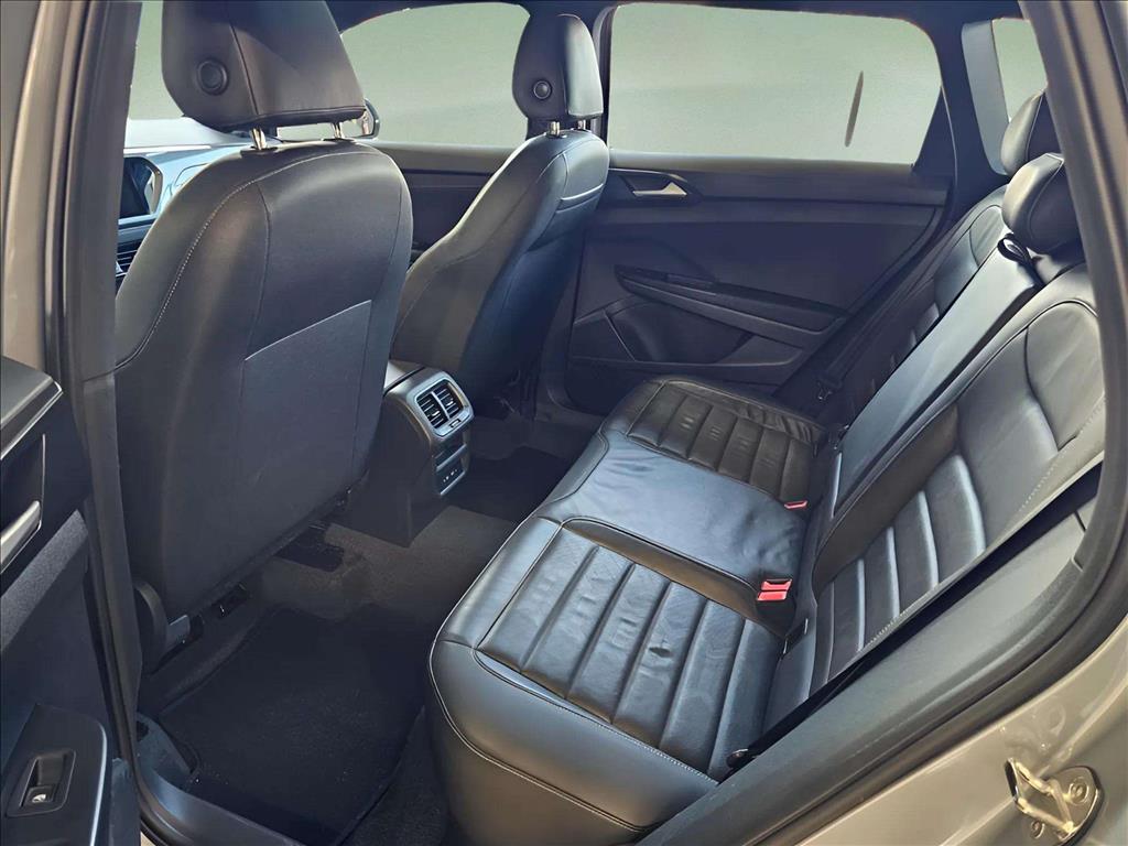 TAOS 1.4 250 TSI TOTAL FLEX HIGHLINE AUTOMÁTICO10