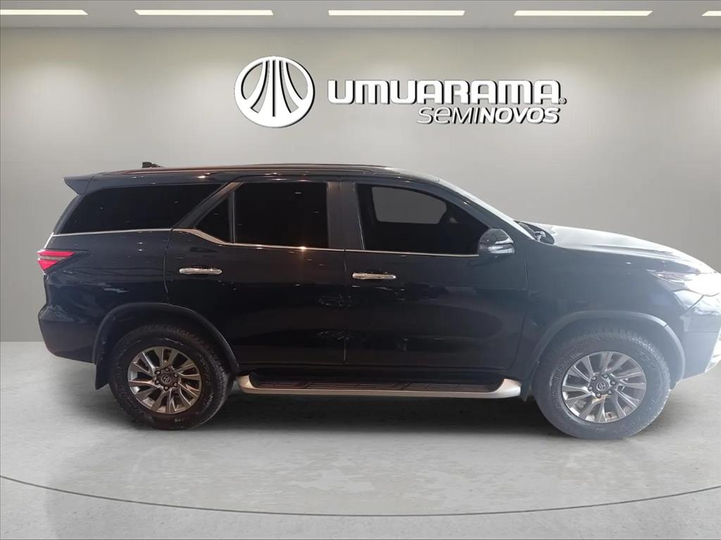 HILUX SW4 2.8 D-4D TURBO DIESEL SRX 7L 4X4 AUTOMÁTICO5