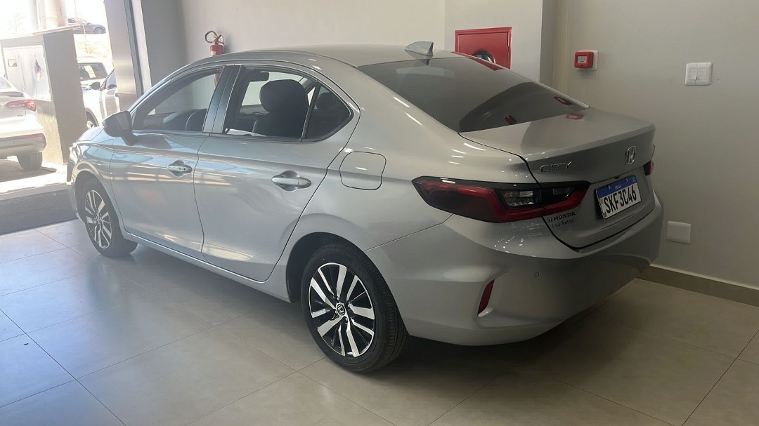 CITY 1.5 i-VTEC FLEX TOURING CVT CITY 1.5 i-VTEC FLEX TOURING CVT