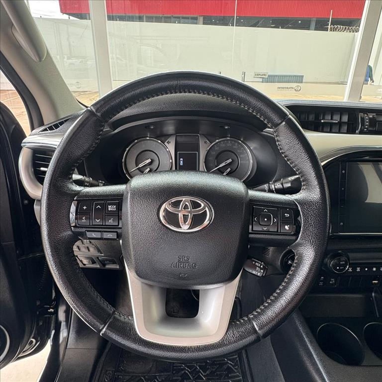 HILUX 2.8 D-4D TURBO DIESEL CD SRV 4X4 AUTOMÁTICO9
