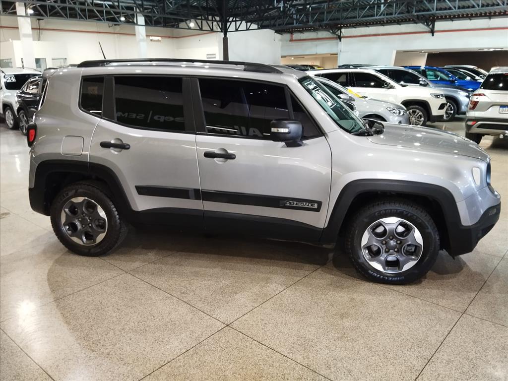 RENEGADE 1.8 16V FLEX 4P AUTOMÁTICO3