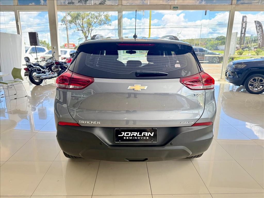 TRACKER 1.0 TURBO FLEX AUTOMÁTICO4
