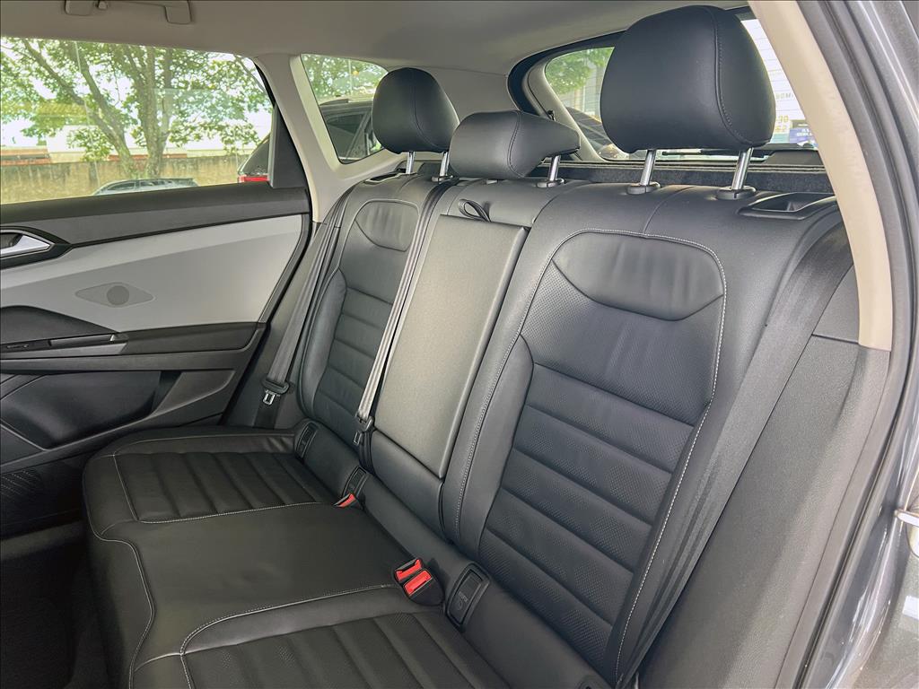 TAOS 1.4 250 TSI TOTAL FLEX COMFORTLINE AUTOMÁTICO17