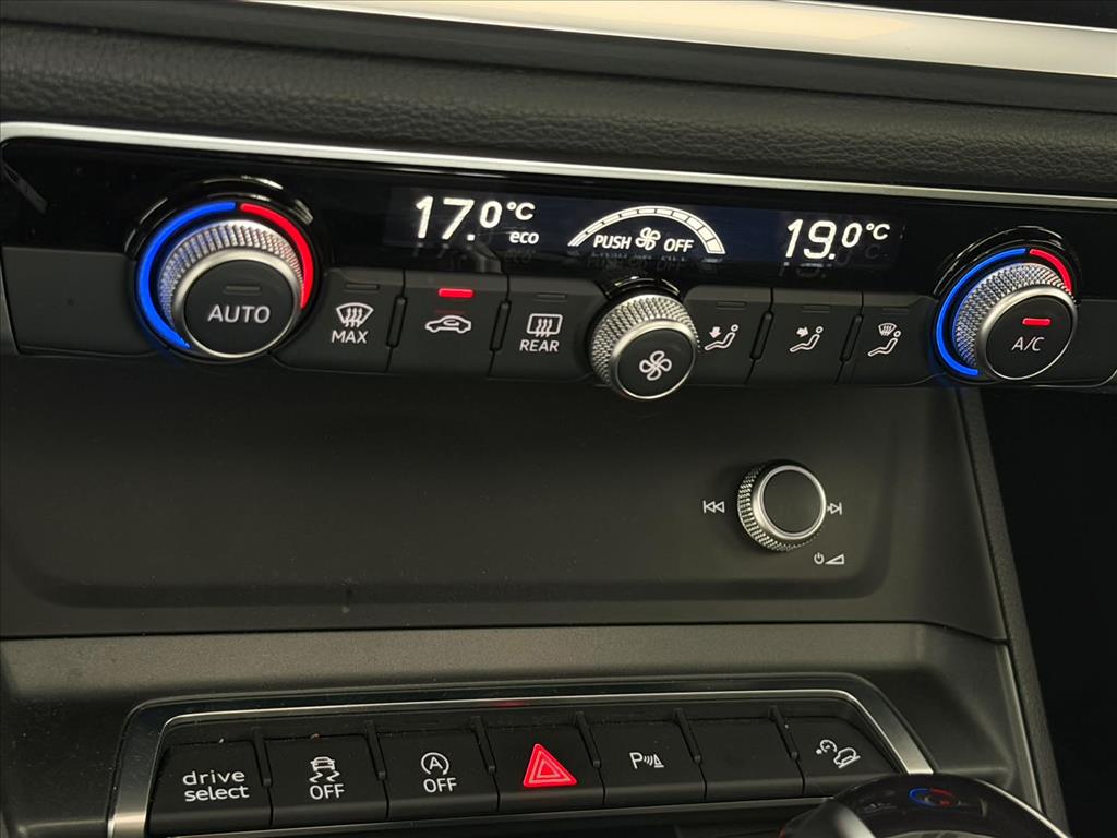 Q3 2.0 40 TFSI GASOLINA SPORTBACK PERFORMANCE QUATTRO TIPTRONIC6