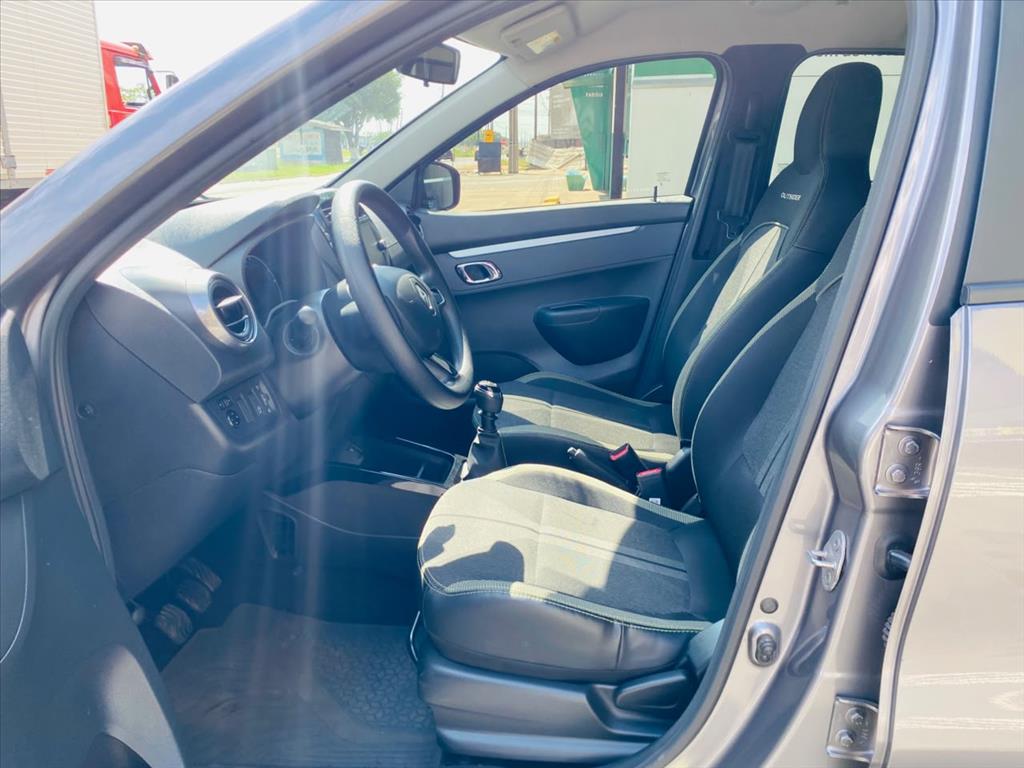 KWID 1.0 12V SCE FLEX OUTSIDER MANUAL6