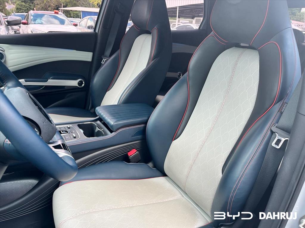 YUAN PLUS 60,8 KW ELÉTRICO12