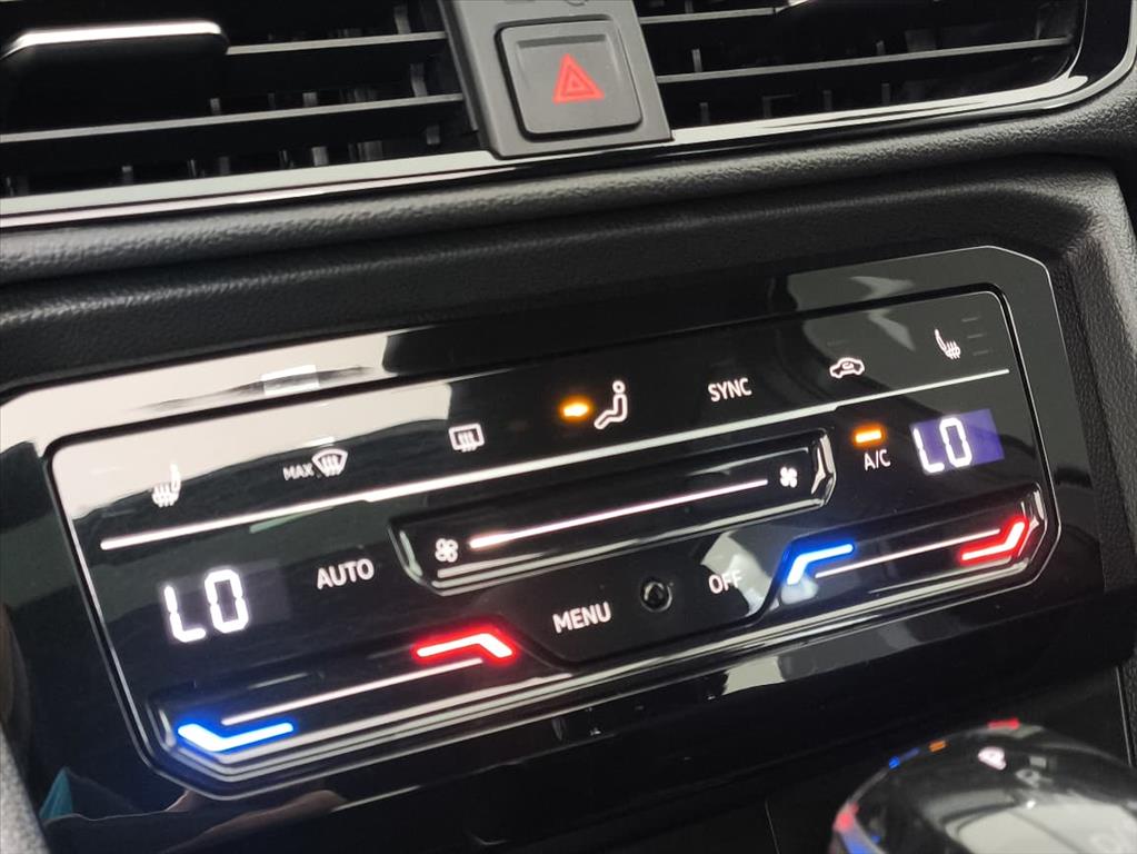 TAOS 1.4 250 TSI TOTAL FLEX HIGHLINE AUTOMÁTICO11