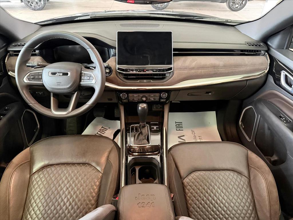 COMMANDER 1.3 T270 TURBO FLEX OVERLAND AT65