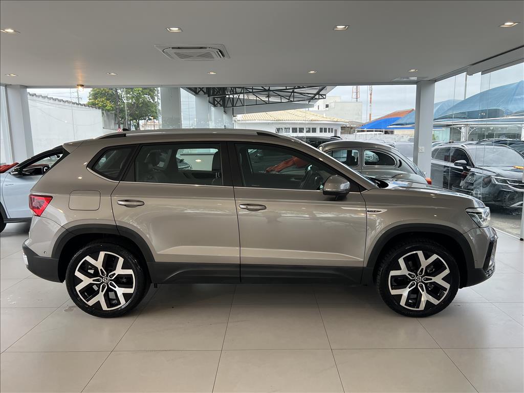 TAOS 1.4 250 TSI TOTAL FLEX HIGHLINE AUTOMÁTICO3