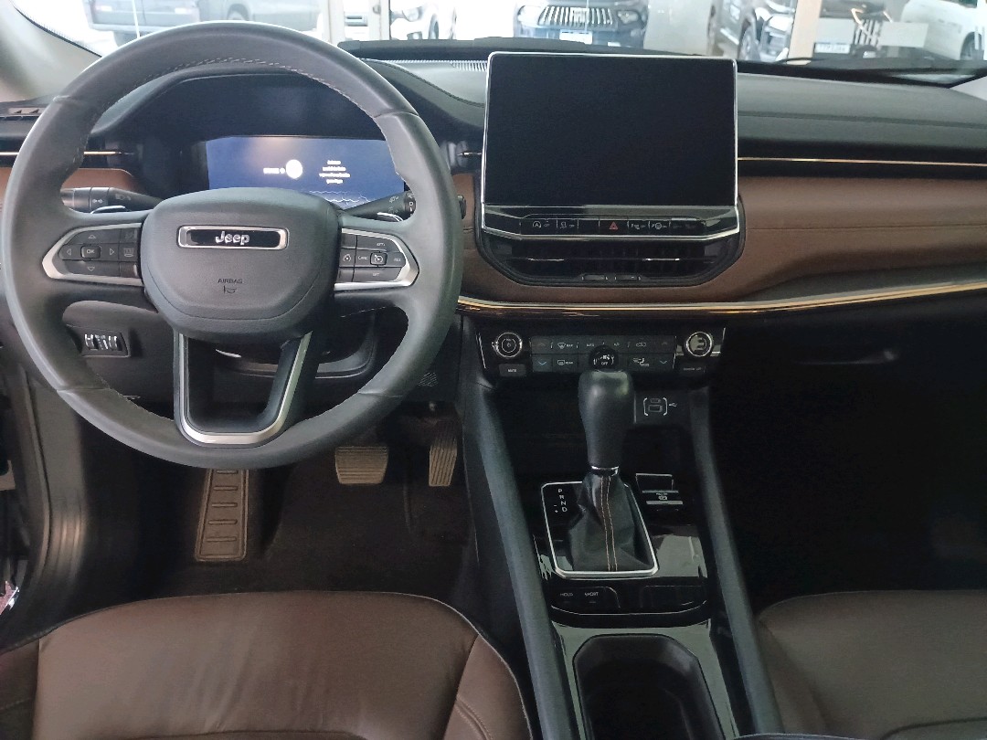 COMPASS 1.3 T270 TURBO FLEX LIMITED AT610