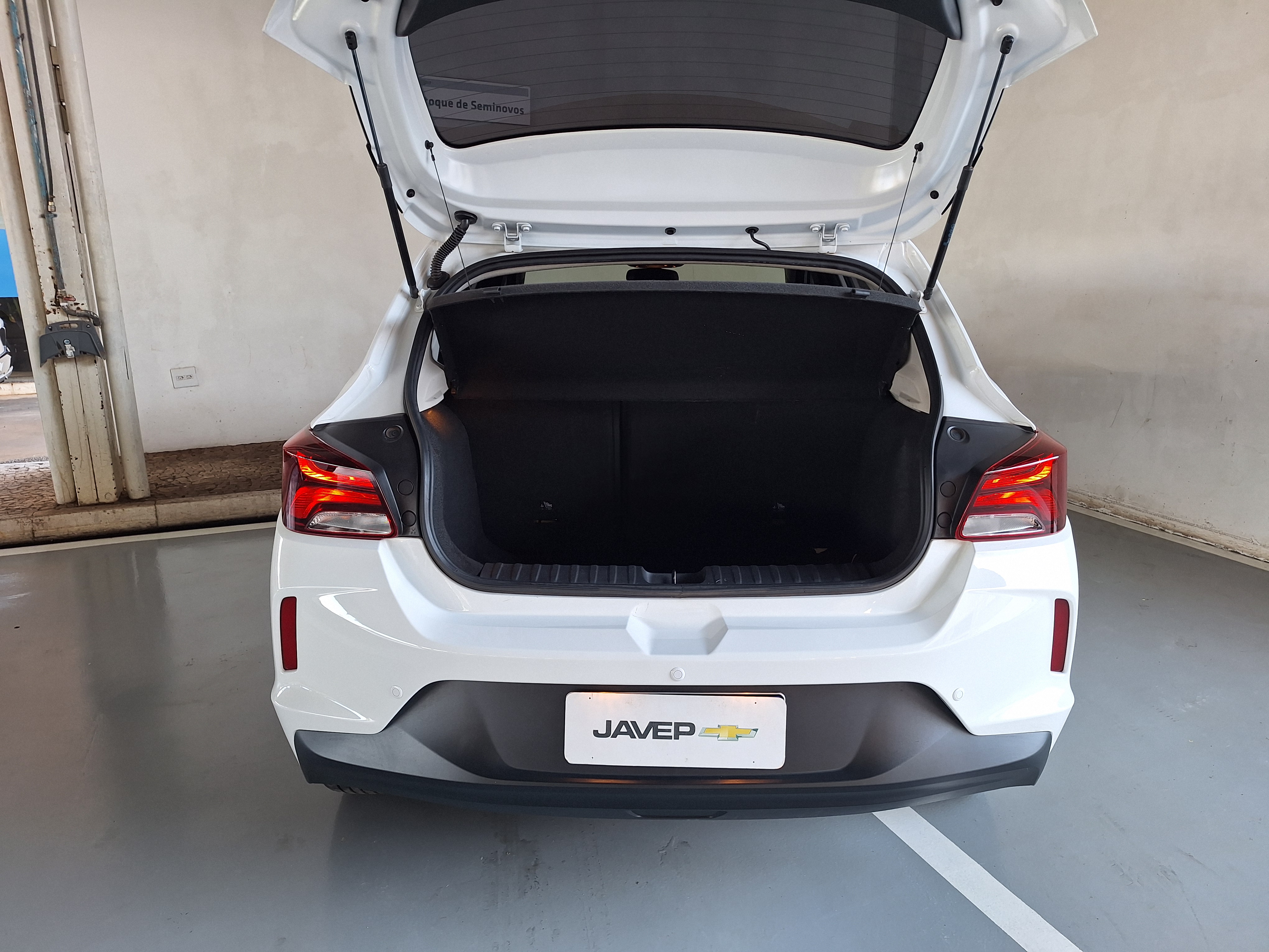 Chevrolet Onix 1.0 Flex Manual - foto 9