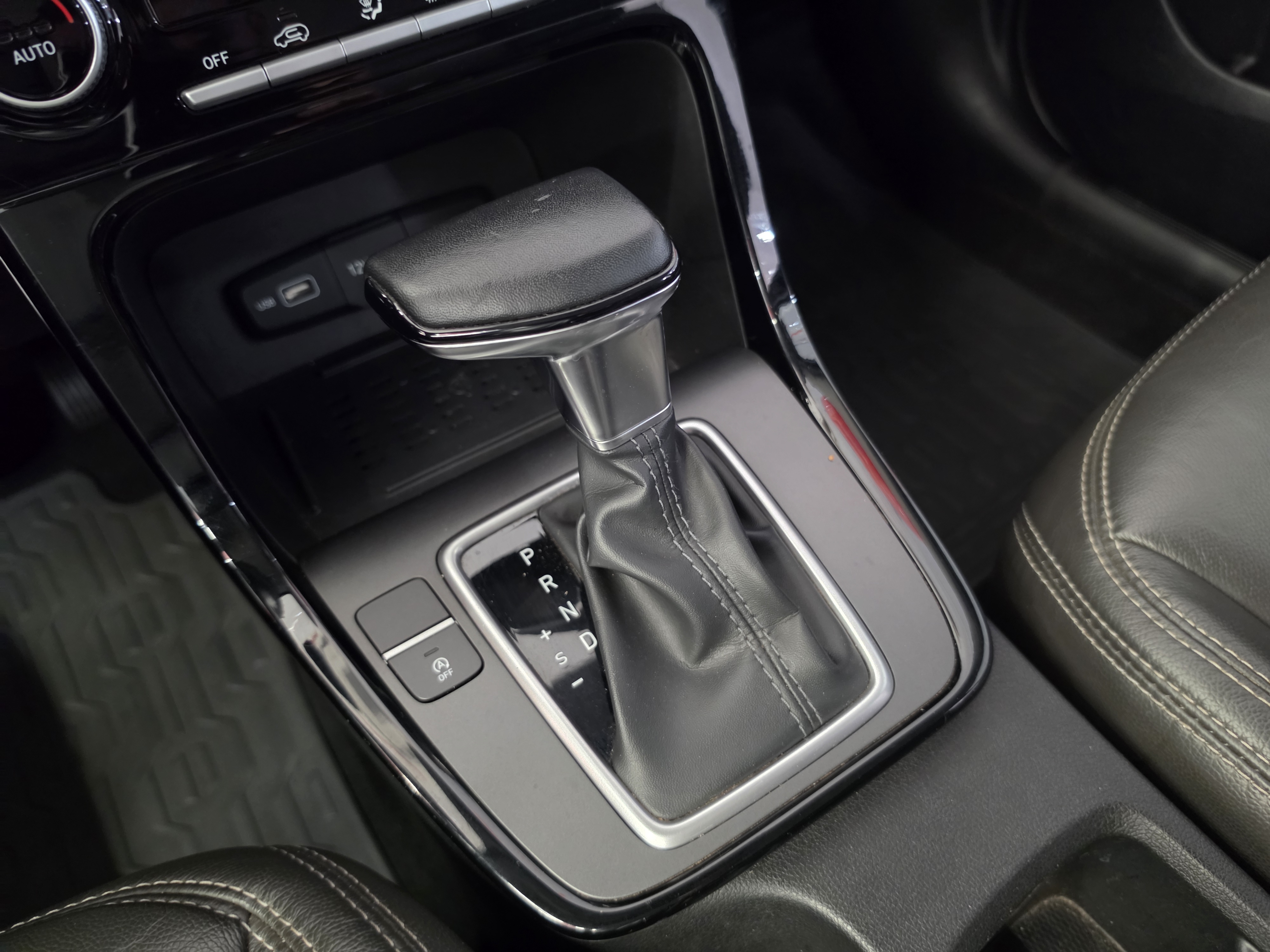 CRETA 1.0 TGDI FLEX LIMITED AUTOMÁTICO11
