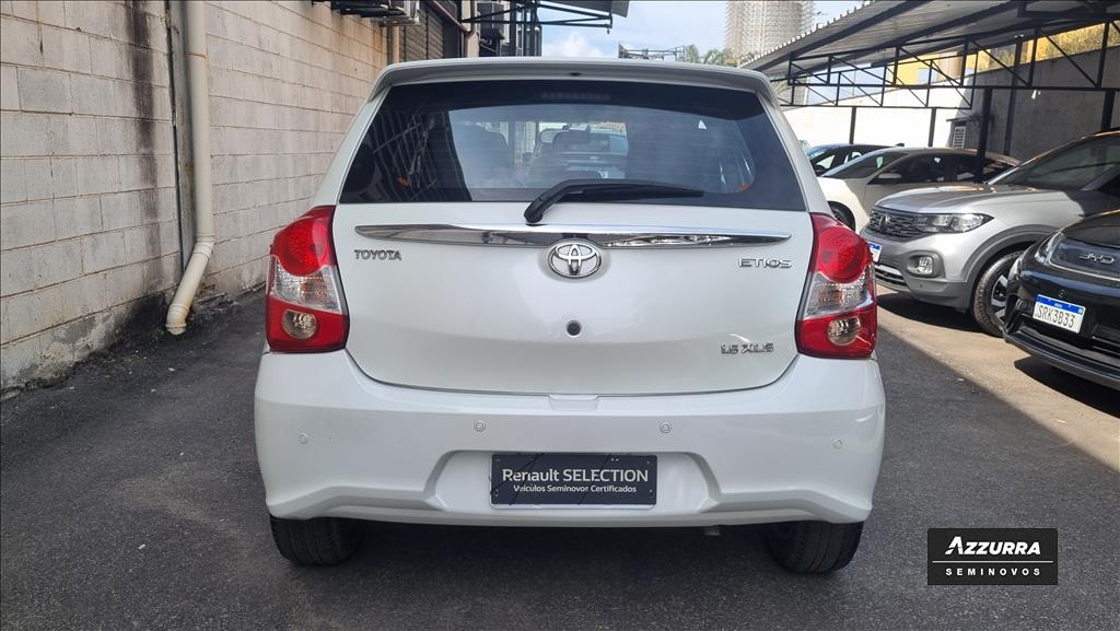 ETIOS 1.5 XLS 16V FLEX 4P AUTOMÁTICO5