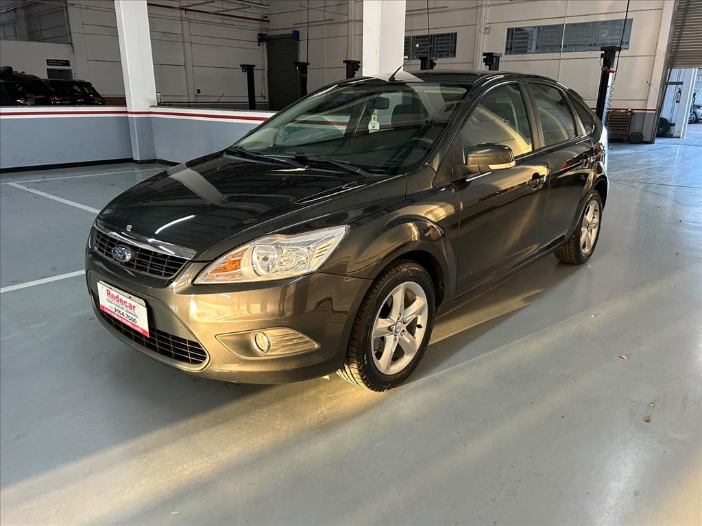 Ford-FOCUS-1.6 GL 16V FLEX 4P MANUAL