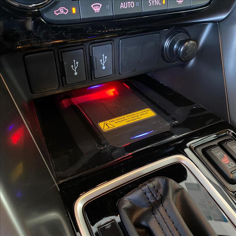 Mitsubishi-ECLIPSE CROSS-1.5 MIVEC TURBO GASOLINA HPE-S BLACK S-AWC CVT