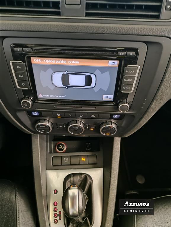 JETTA 2.0 COMFORTLINE FLEX 4P MANUAL10