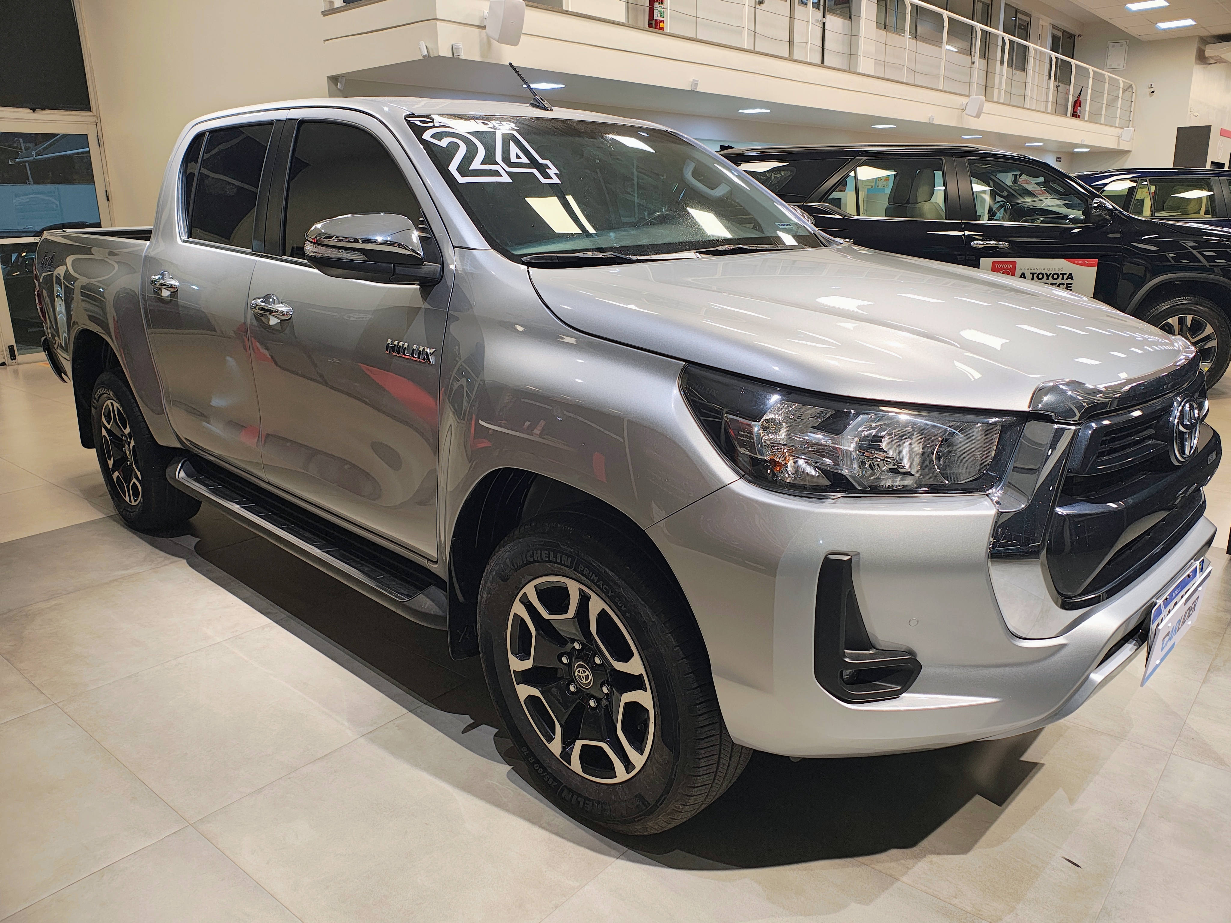 HILUX 2.8 D-4D TURBO DIESEL CD SRV 4X4 AUTOMÁTICO1