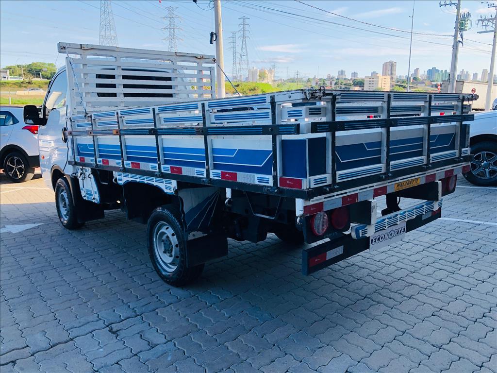 BONGO 2.5 TD DIESEL STD CS 4x4 MANUAL5