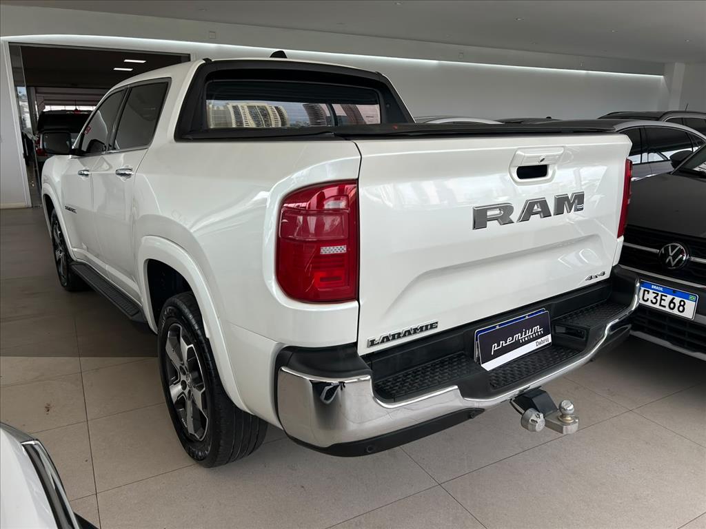 RAMPAGE 2.0 TURBO DIESEL LARAMIE 4X4 AUTOMÁTICO5