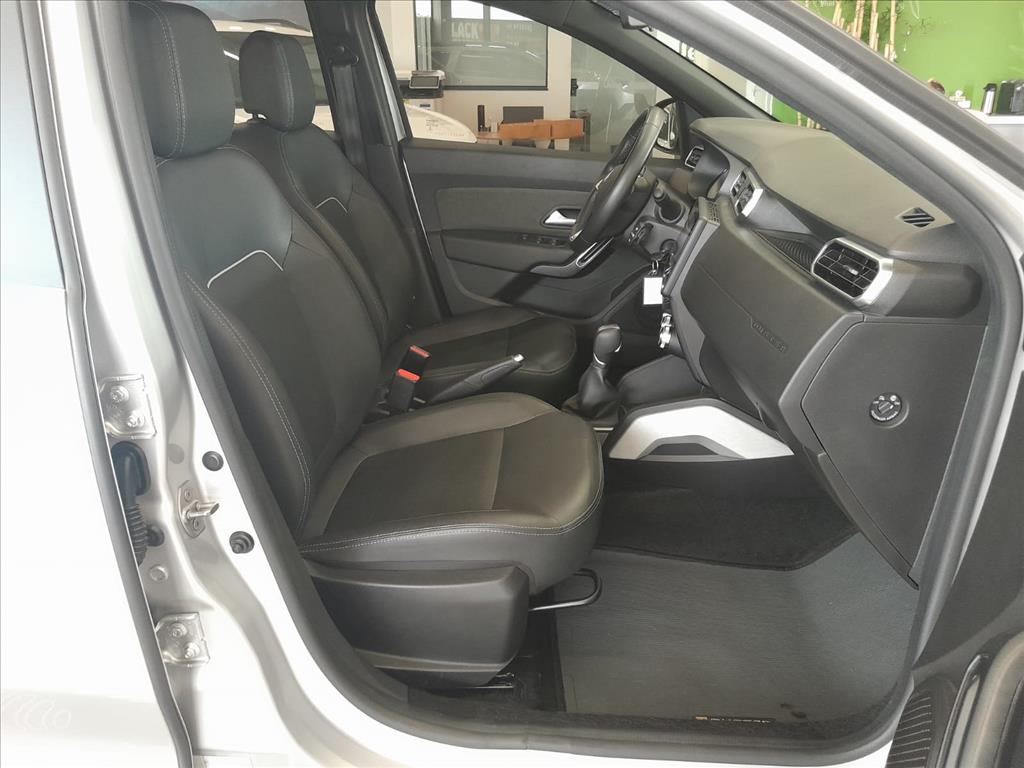 DUSTER 1.6 16V SCE FLEX INTENSE X-TRONIC8