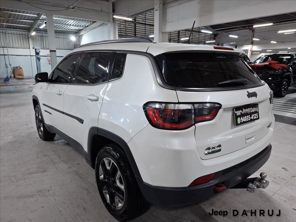 COMPASS 2.0 16V DIESEL TRAILHAWK 4X4 AUTOMÁTICO COMPASS 2.0 16V DIESEL TRAILHAWK 4X4 AUTOMÁTICO
