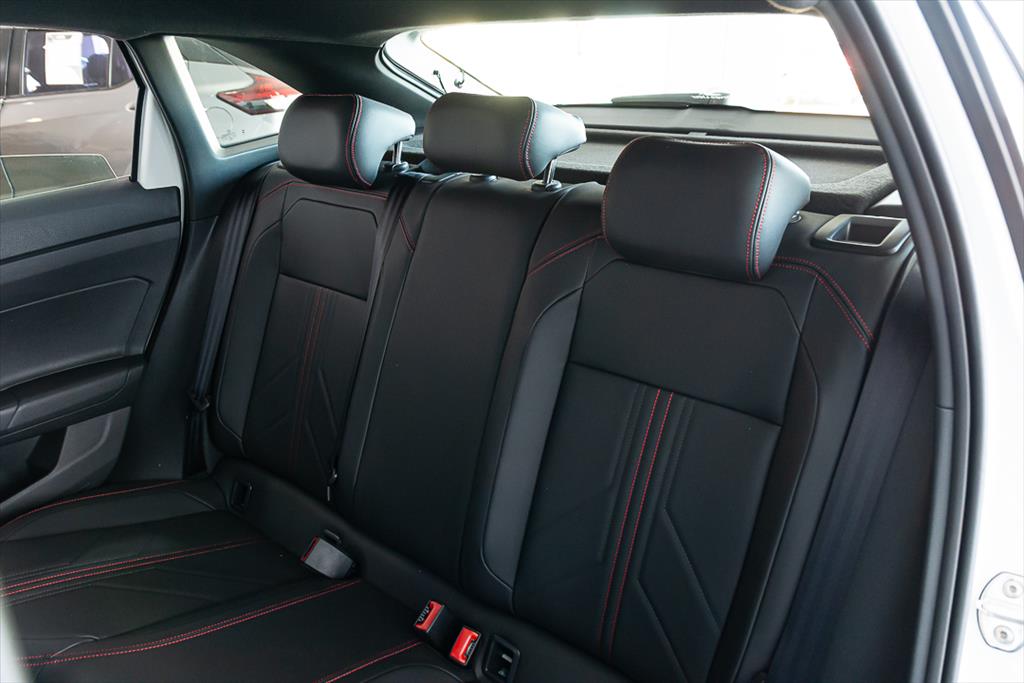 NIVUS 1.4 250 TSI TOTAL FLEX GTS AUTOMÁTICO8