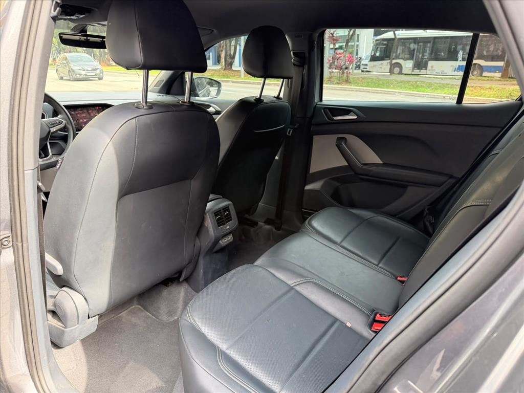 T-CROSS 1.4 250 TSI TOTAL FLEX HIGHLINE AUTOMÁTICO20
