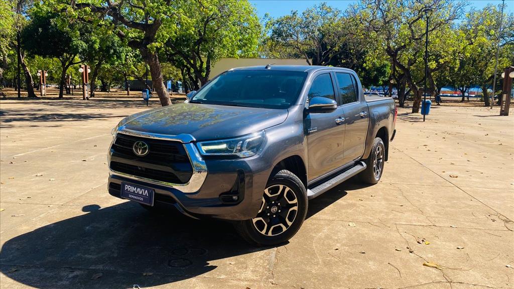 HILUX 2.8 D-4D TURBO DIESEL CD SRX 4X4 AUTOMÁTICO0