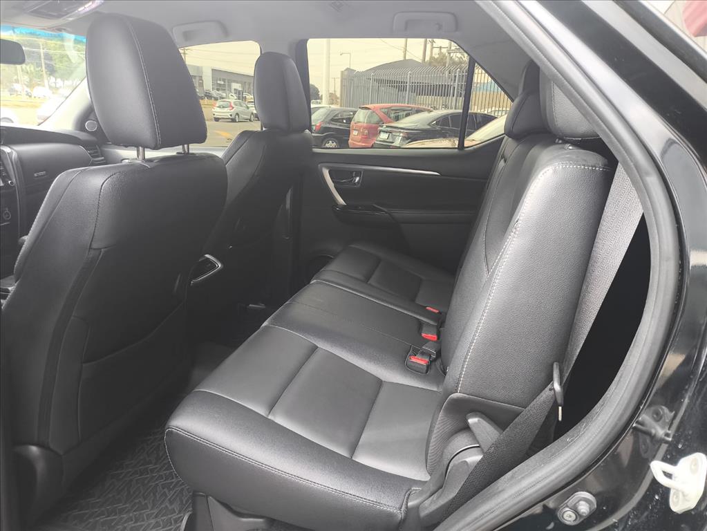 HILUX 2.7 VVT-i FLEX CD SRV 4X2 AUTOMÁTICO