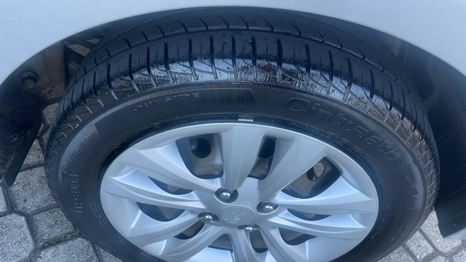 Hyundai-HB20-1.0 COMFORT PLUS 12V FLEX 4P MANUAL