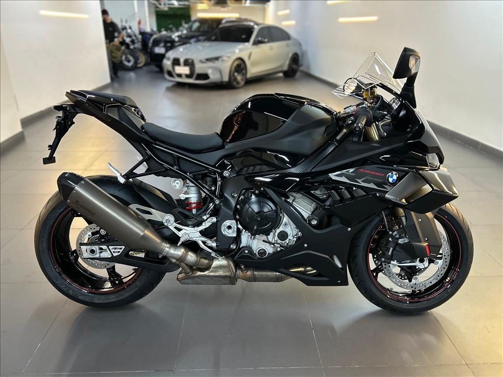 1000 RR