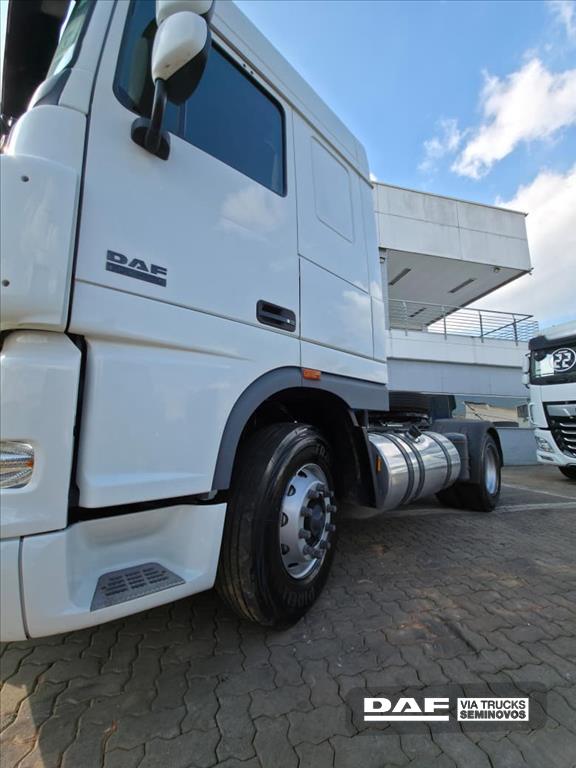 DAF-XF-105 FT 460 4X2