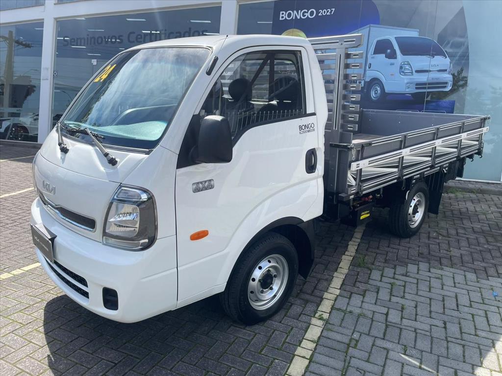 BONGO 2.5 TD DIESEL STD CS 4x4 MANUAL1