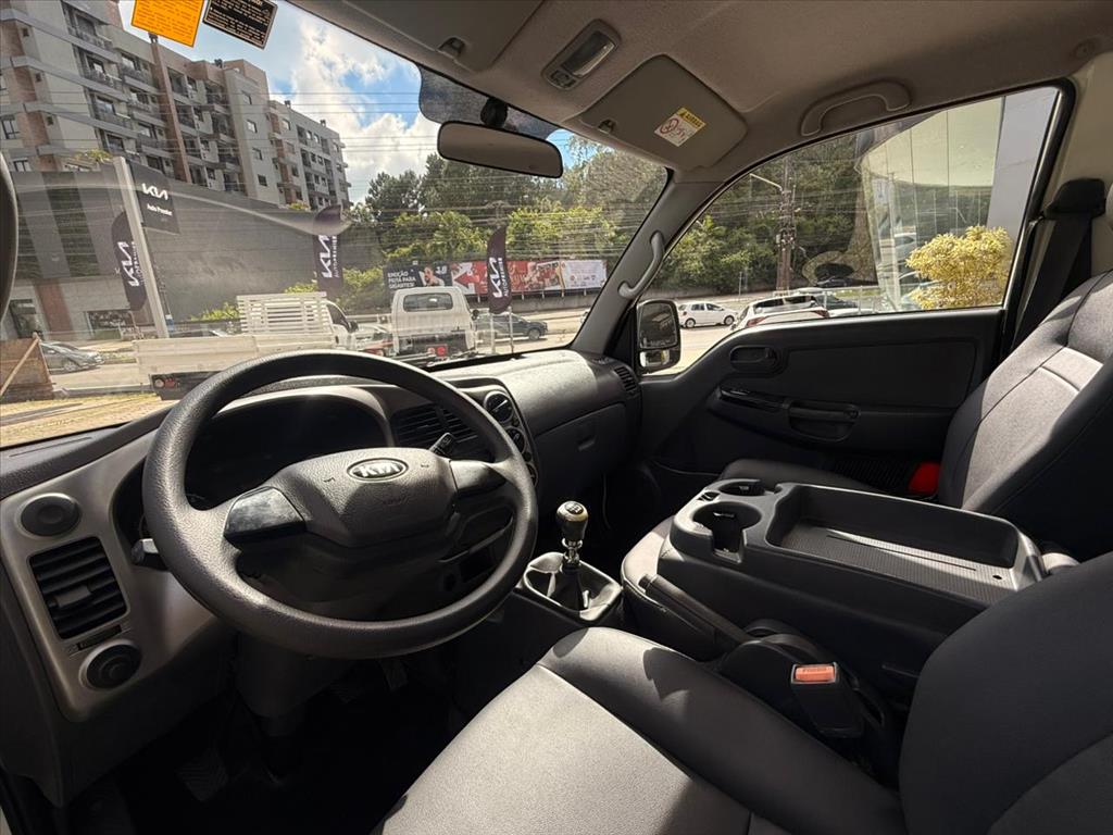 BONGO 2.5 K788 4X2 CS TURBO DIESEL 2P MANUAL3