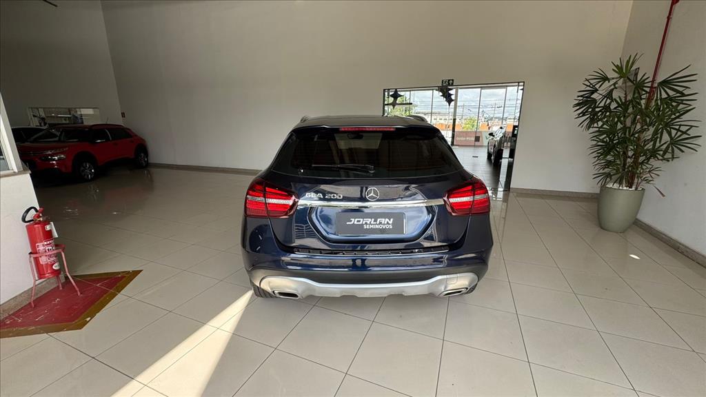 GLA 200 1.6 CGI FLEX ADVANCE 7G-DCT2