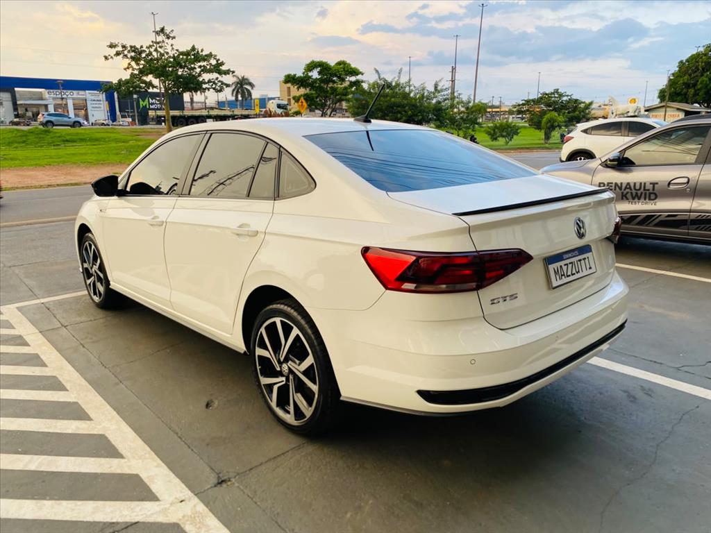 VIRTUS 1.4 250 TSI GTS AUTOMÁTICO5