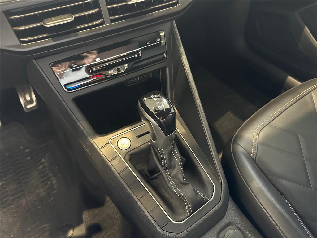 VIRTUS 1.4 250 TSI EXCLUSIVE AUTOMÁTICO10