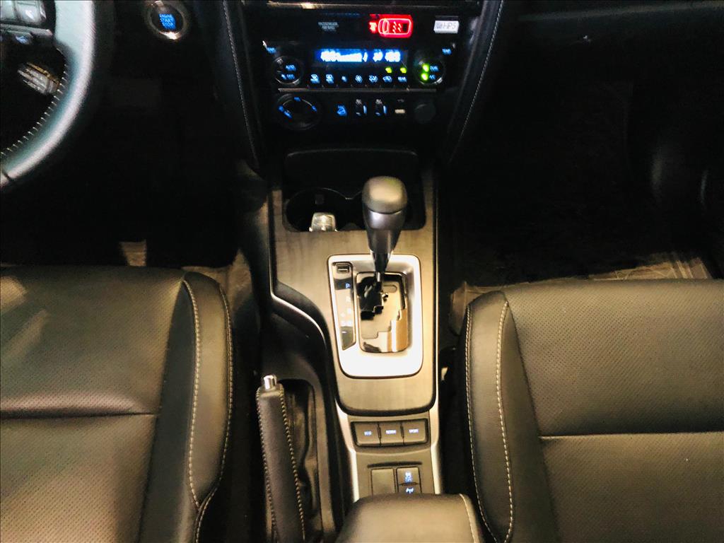 HILUX SW4 2.8 D-4D TURBO DIESEL SRX 4X4 AUTOMÁTICO13