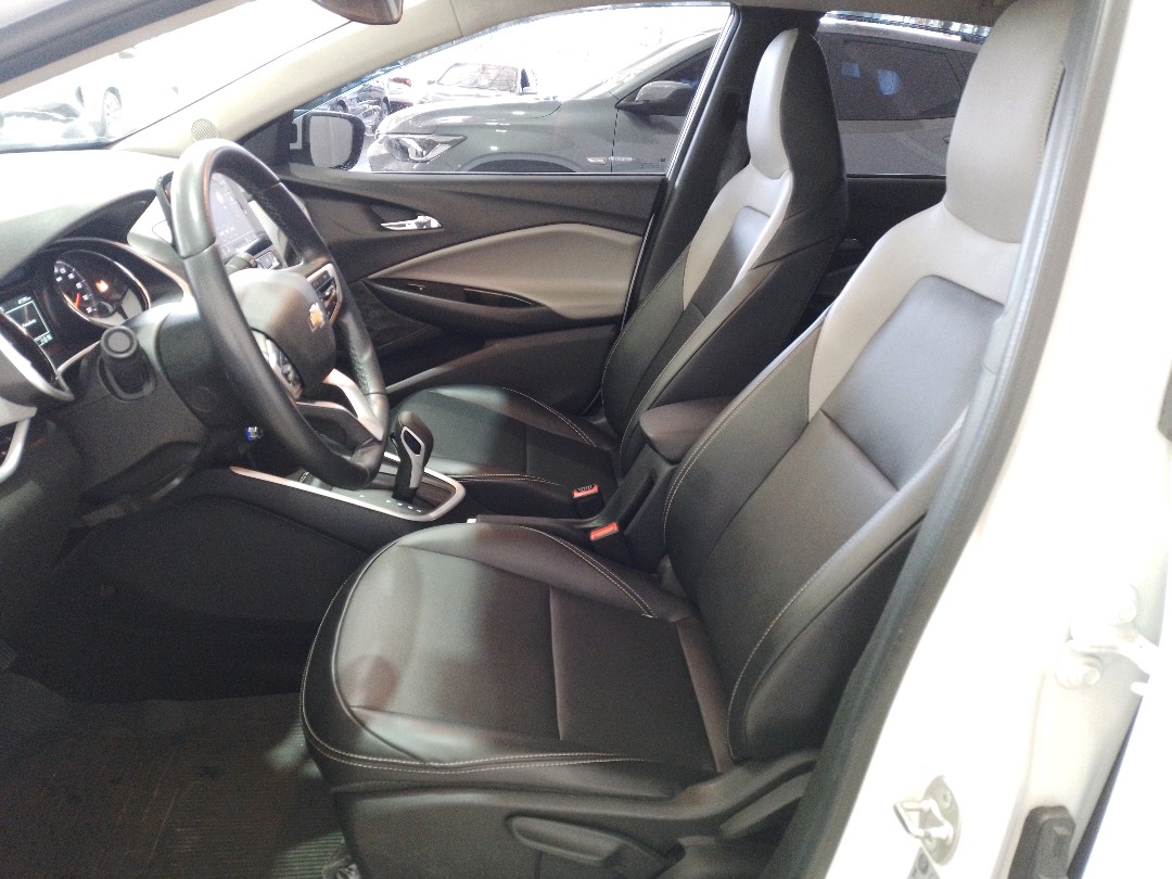 Chevrolet Onix Plus 1.0 Turbo Flex Premier Automático - foto 3