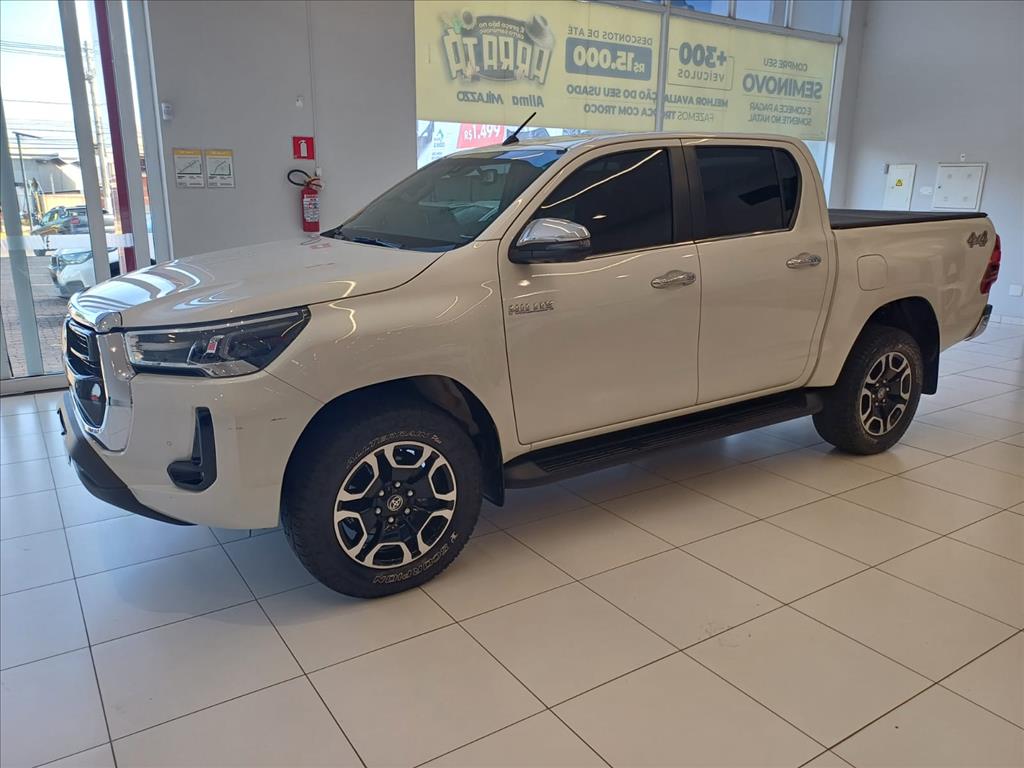 HILUX 2.8 D-4D TURBO DIESEL CD SRX 4X4 AUTOMÁTICO HILUX 2.8 D-4D TURBO DIESEL CD SRX 4X4 AUTOMÁTICO