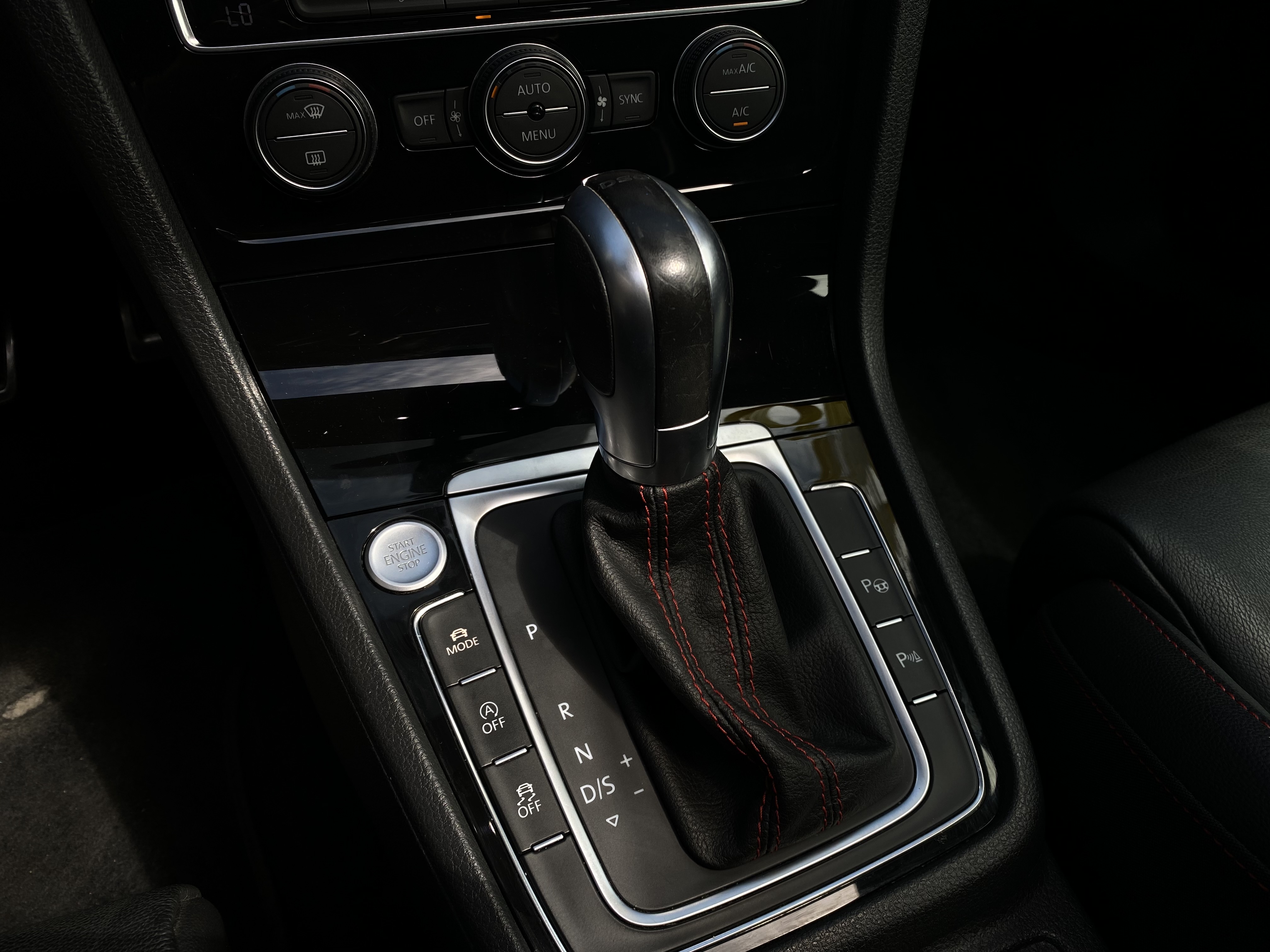 GOLF 2.0 350 TSI GASOLINA GTI DSG11